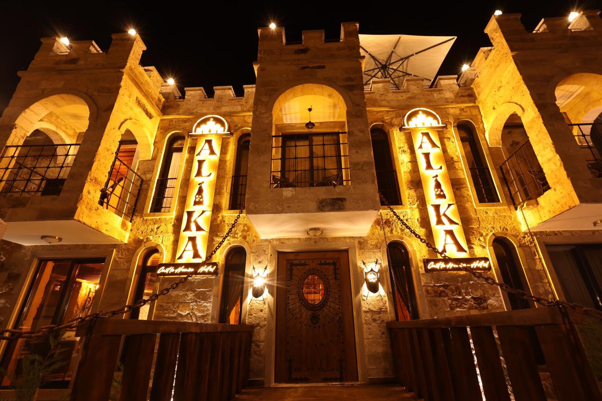 Отель Alika Castle House Учисар Экстерьер фото