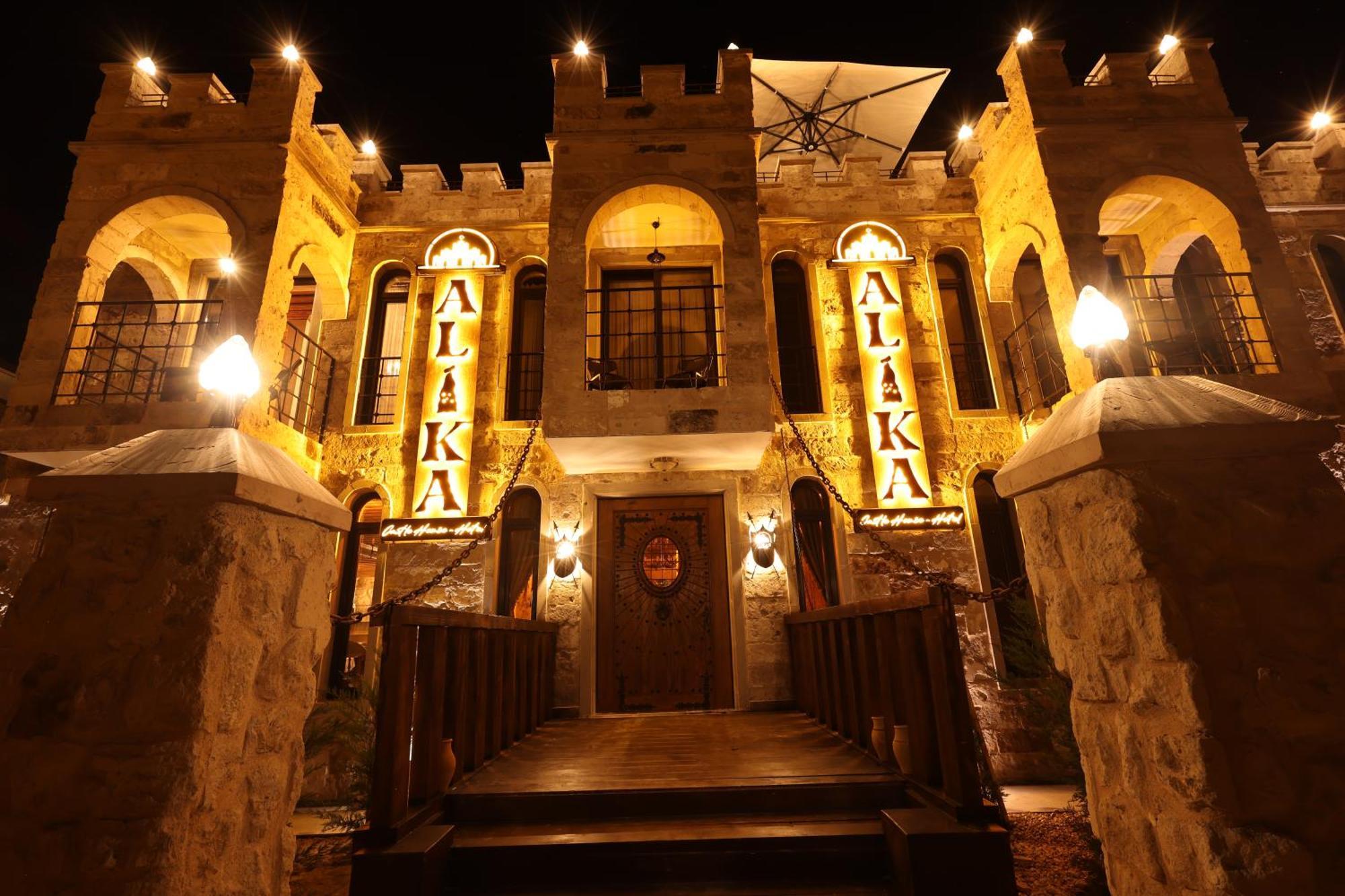 Отель Alika Castle House Учисар Экстерьер фото